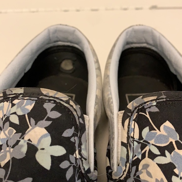 Floral vans - Picture 6 of 6